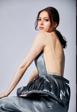 Cargar imagen en el visor de la galería, HEMATITE LIQUIDO NYFW'23