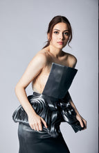 Cargar imagen en el visor de la galería, HEMATITE LIQUIDO NYFW'23