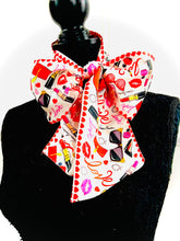 Load image into Gallery viewer, Love Scarf